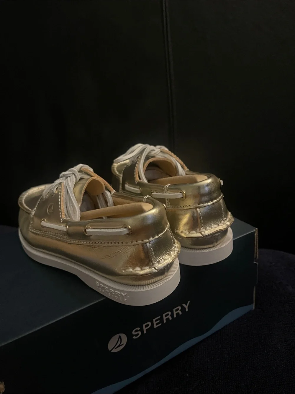Sperry signature traditional